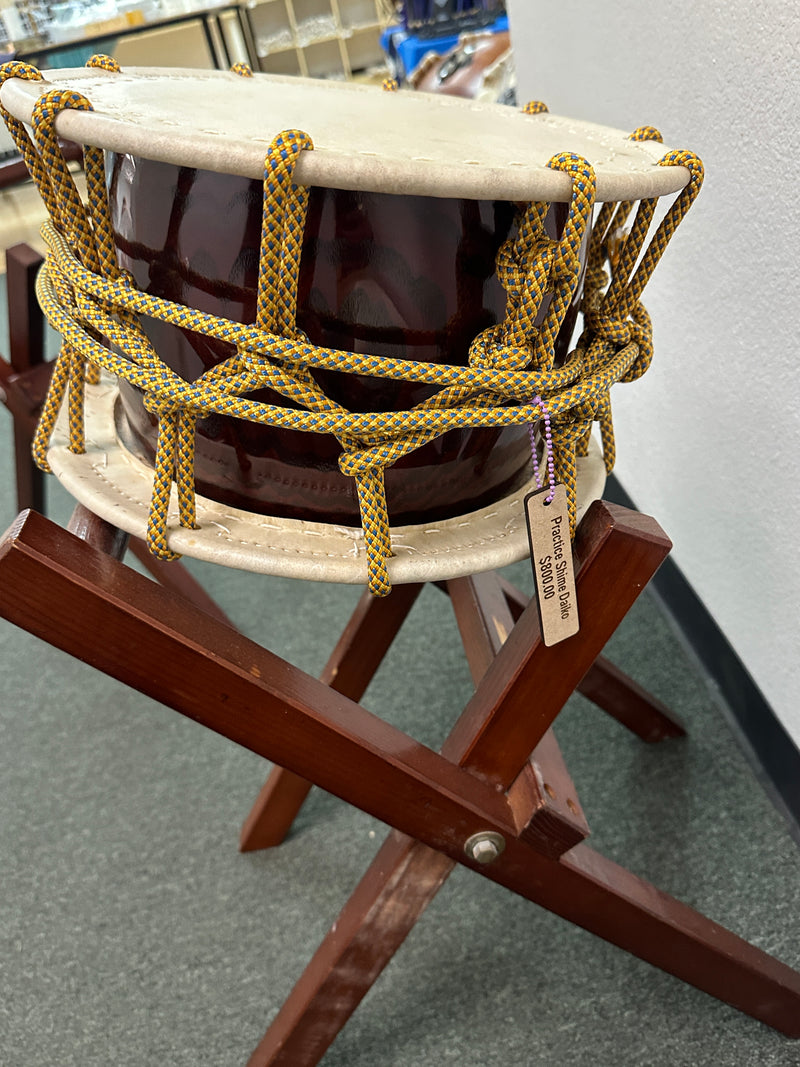 Used short shime daiko stand